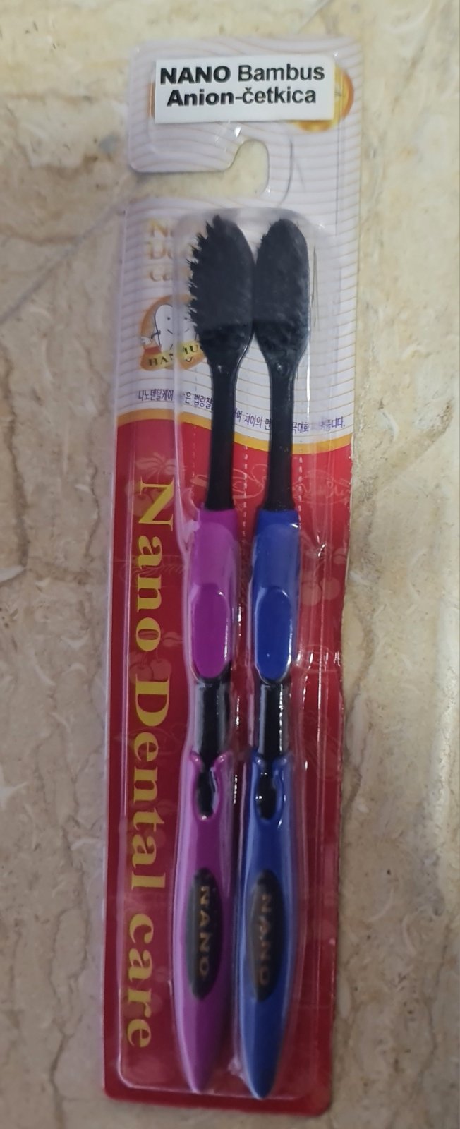 Nano Bamboo Zubna Dental četkice-2 komada;Sa Bambus uljenik vlaknima sa dva vrha + Tourmalin Nano tehnološke drške sa anjonima;Antibakterisko djelovanje i čišćenje zuba i proteza uz regulisanje PH vrednostima u ustima